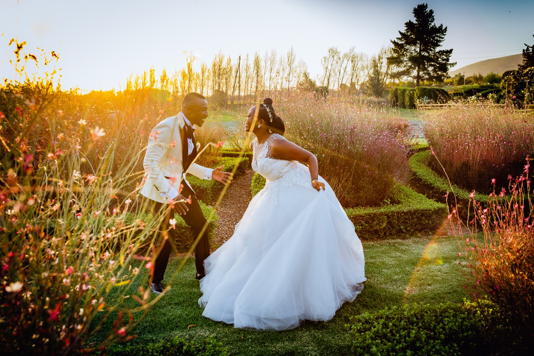 Wedding couple in garden