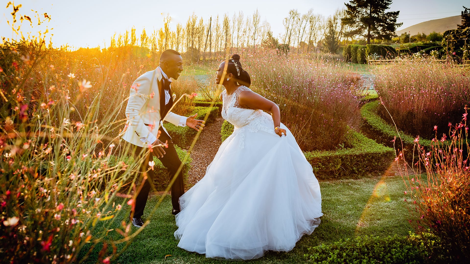 Creative affordable wedding tips for a beautiful South African celebration on a budget.